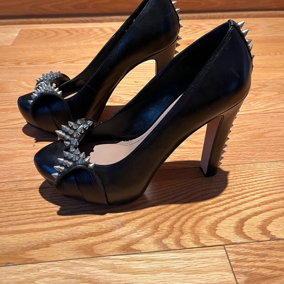 Vince Camuto Jamma spiked platform shoes - Picture 4 of 7